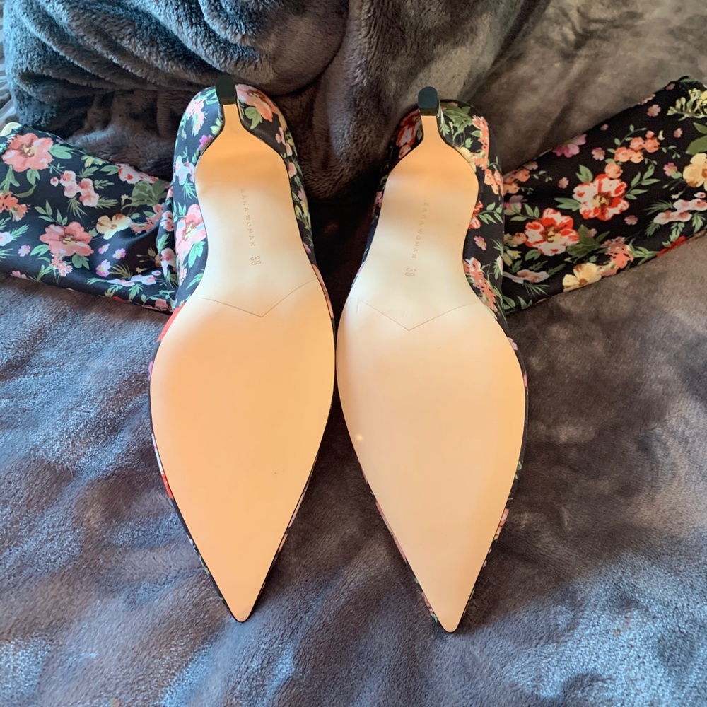 Zara Pointy Toe Boots